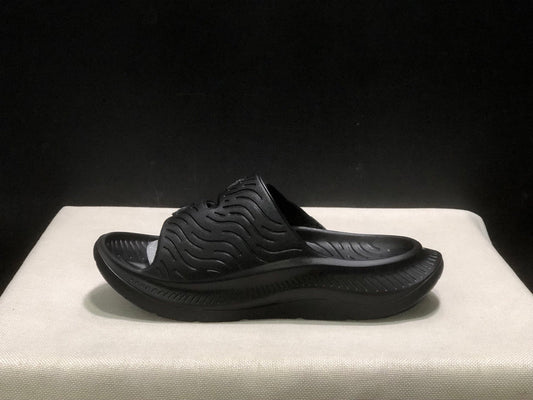 WTAPS x HOKA ONE ONE ORA Luxe